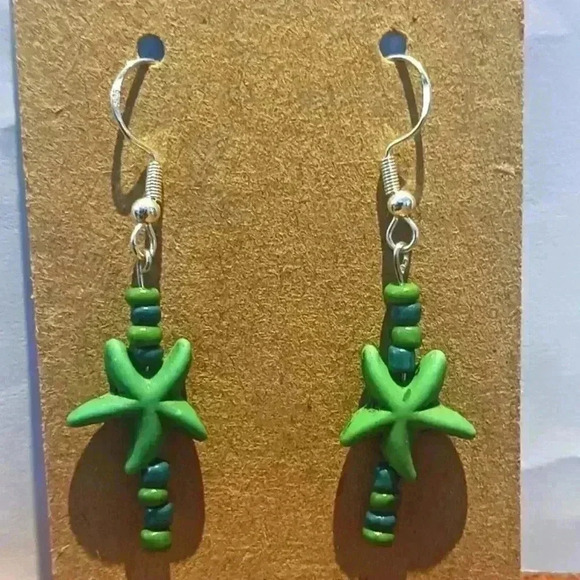 Mom's Island Beads Jewelry - Green turquoise starfish 925 earrings